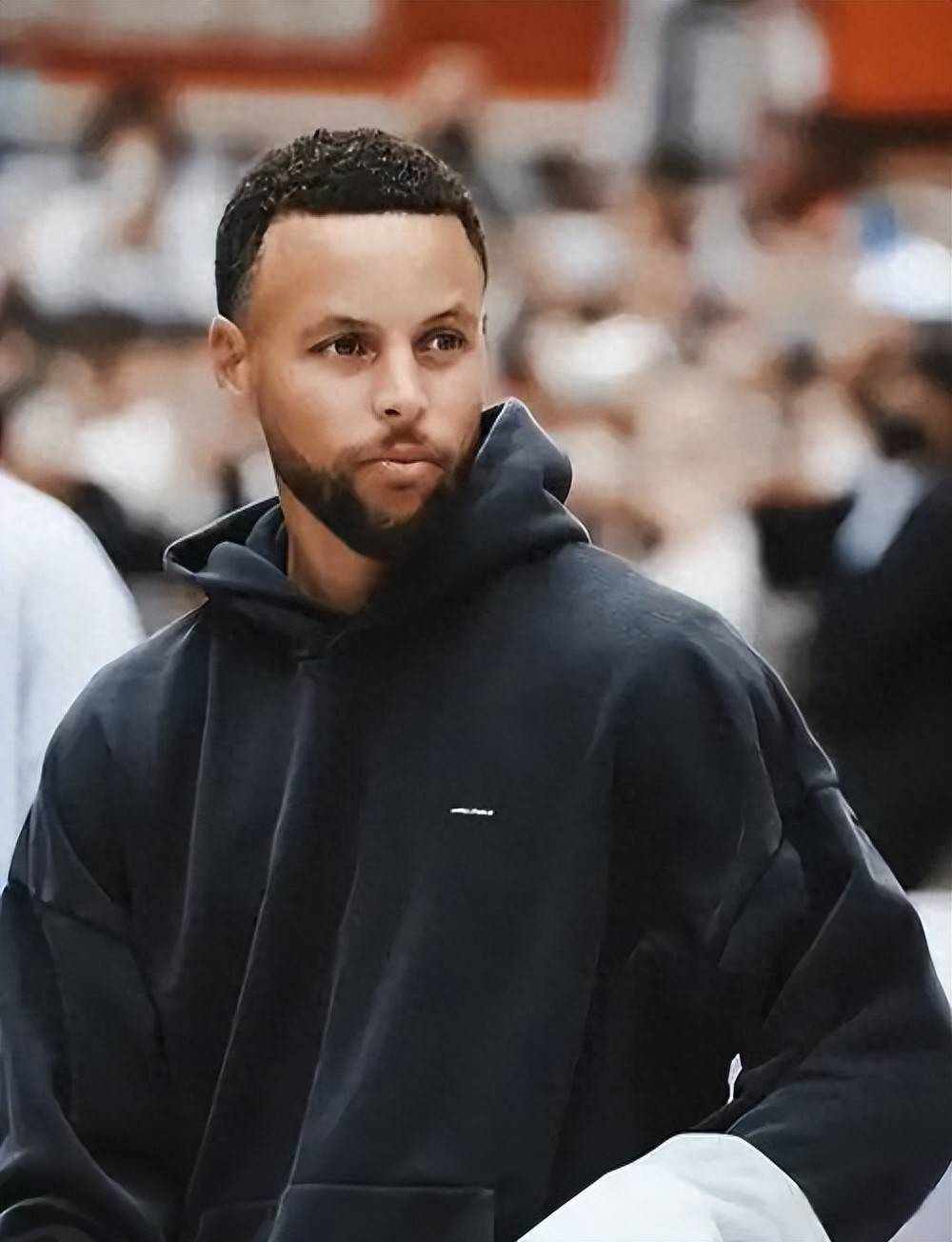 士的比赛 士的比赛